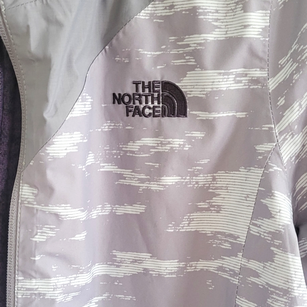 The North Face, Purple, size Medium, winter coat, with Fleece insert.